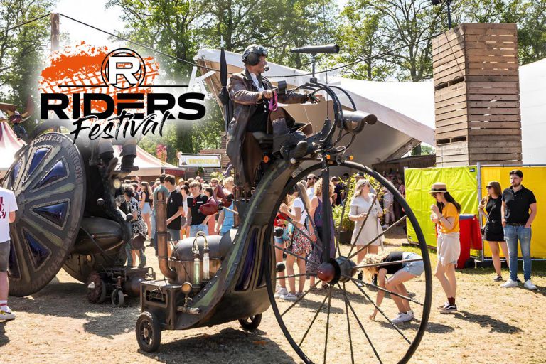 Abacus Theater zorgt voor entertainment tijdens RIDERS Festival 2024