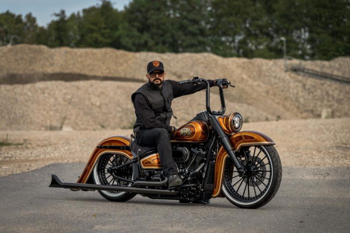 Thunderbike bouwt een Chicano voor Qatar