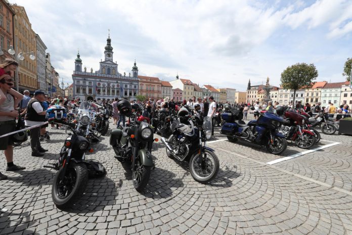 Indian Riders Fest 2024: waanzinnig goede entertainment, demo rides en Custom Show