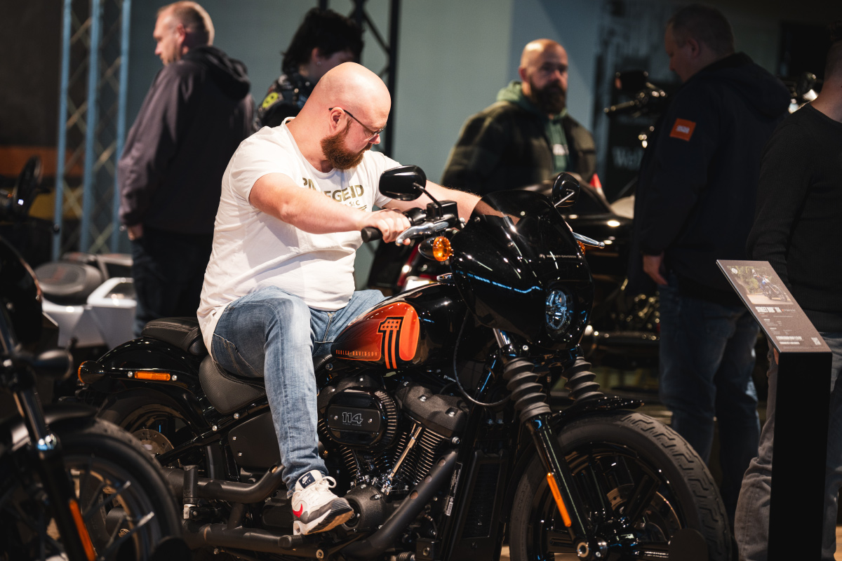 bigtwin bikeshow harleyl-davidson