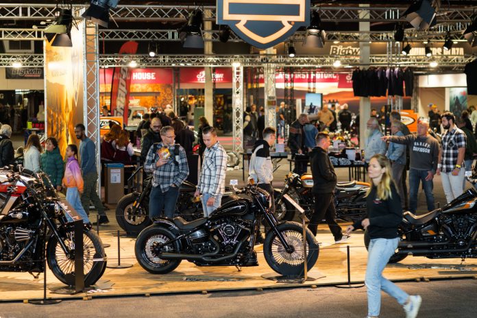 bigtwin bikeshow harley-davidson