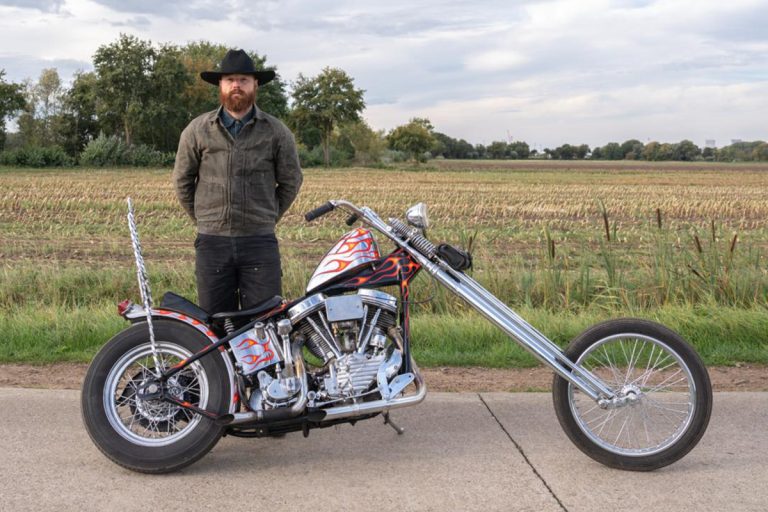 Belgian Steel: Captain’s Panhead Chopper