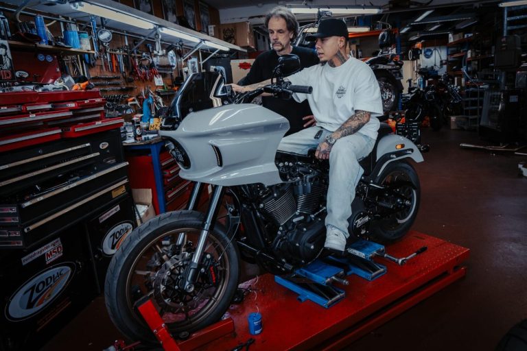 Treasure Lowrider ST: minder kabaal maar meer muziek in Steve’s Harley  