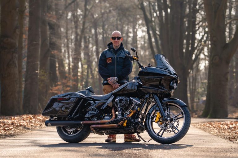 Daniel’s Double D: Inkt, benzine en Harley’s