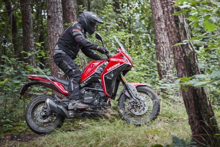 Win een duo offroadtraining bij MKC Moto